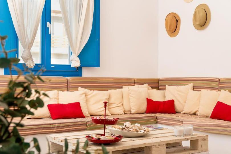Blue Meadow Villa Livadi  Exterior photo